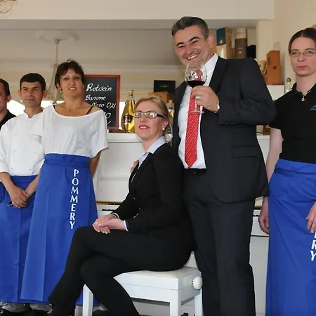 Elbhotel Am Hafen Hotel