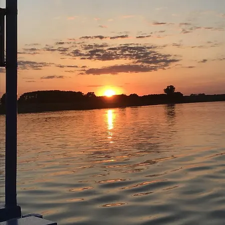 Hotel Elbhotel Am Hafen Bleckede