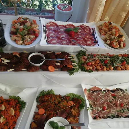 Elbhotel Am Hafen Hotel 2*